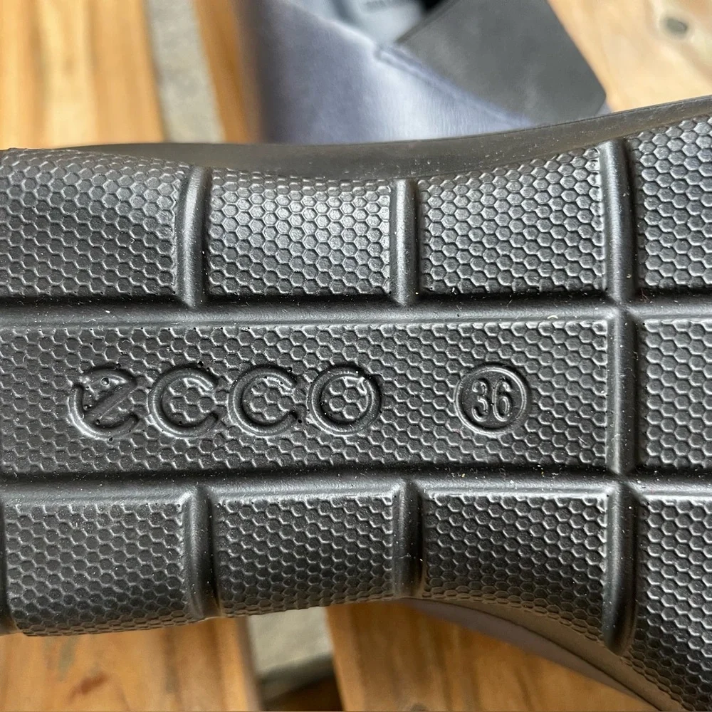 ECCO Felicia Wedge Loafer Women’s Size EUR 36 Leather Elastic Strap Slip On Shoe